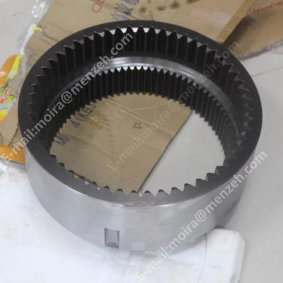 ZX650-3 ZX670-3 Pierścień zębaty przekładni jezdnej koparki 0985622 0985602 3112763 1028141