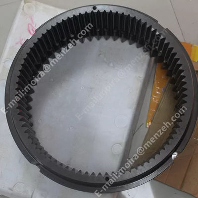 ZX650-3 ZX670-3 Pierścień zębaty przekładni jezdnej koparki 0985622 0985602 3112763 1028141